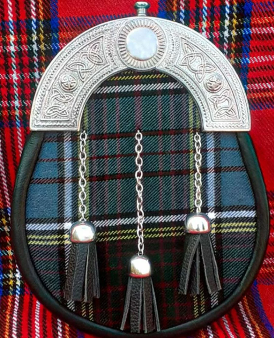 anderson_tartan_sporran.jpg.webp Anderson Tartan Sporran - Image 1