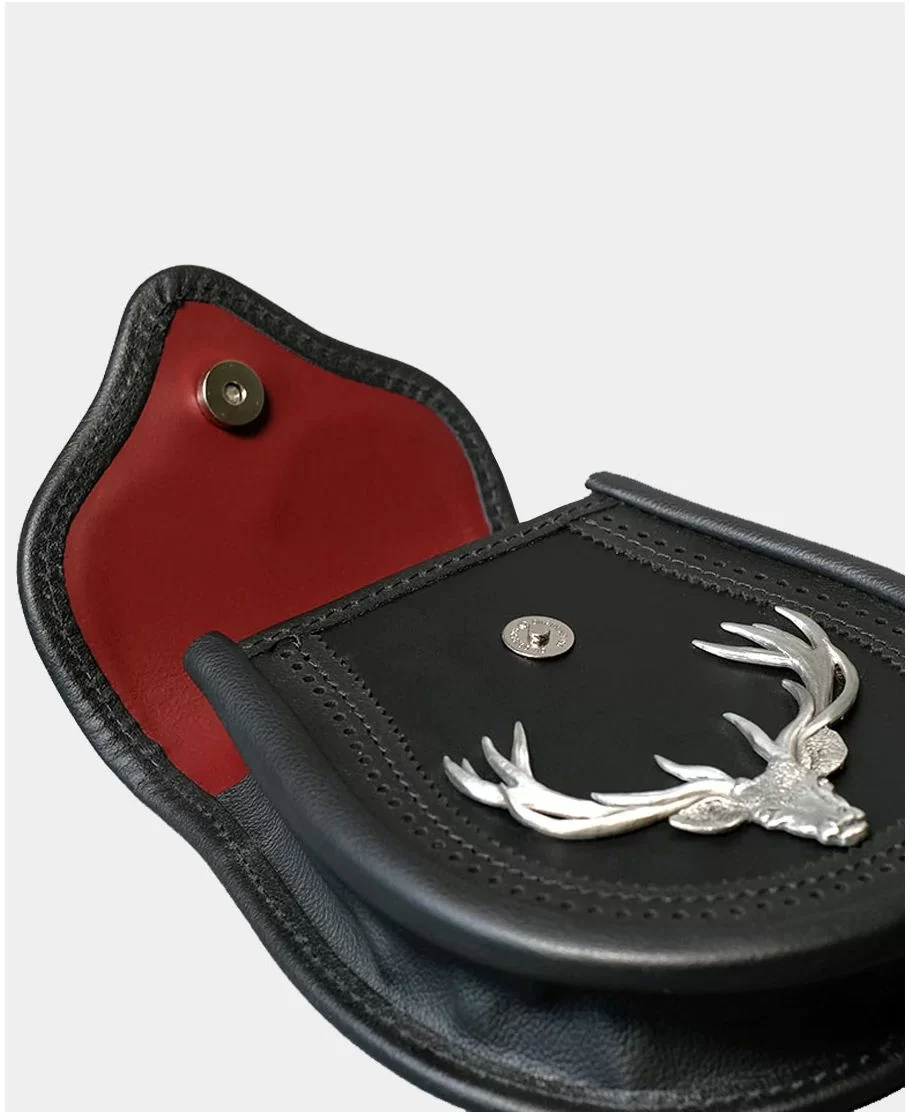 Black Saddle Leather Semi Dress Sporran With Large Stag Head - Image 3