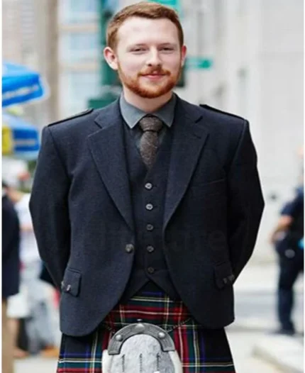 black_stewart_tartan_argyll_kilt_outfit_front_Kiltshub.com