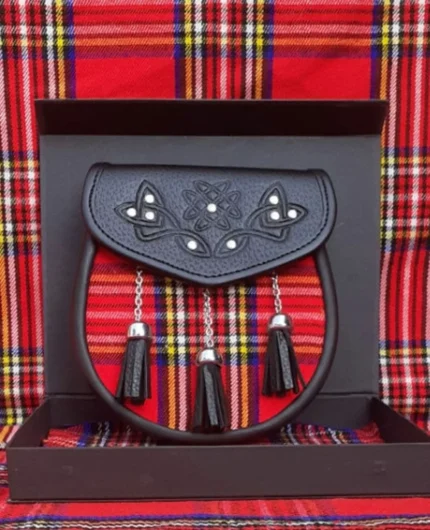 royal_stewart_tartan_sporrans_kiltshub.com .jpg